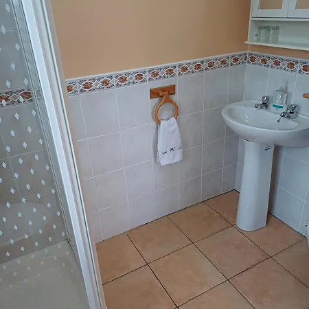 Sleepy Hollow 3* Donegal Town